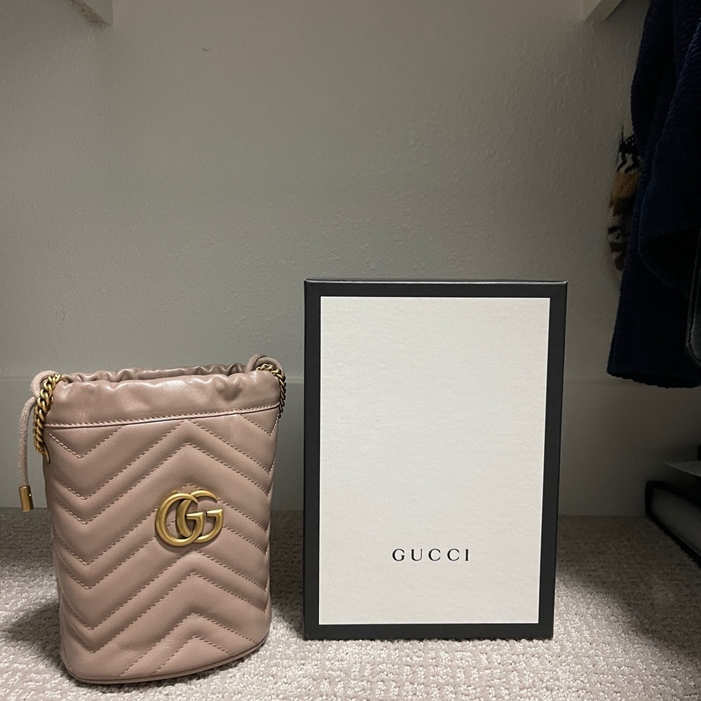 Gucci MARMONT MINI BUCKET BAG